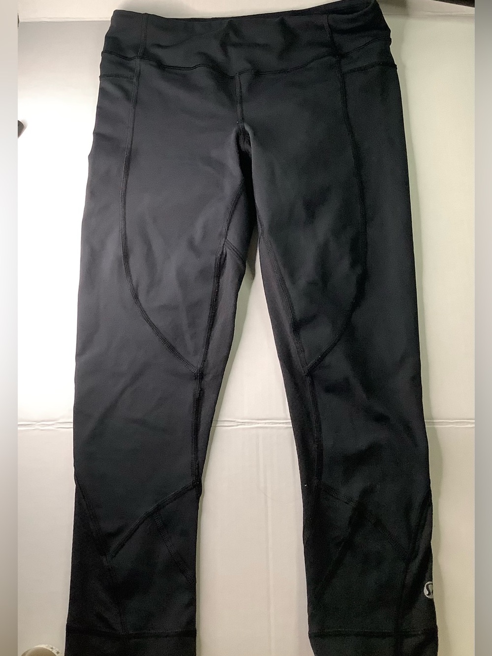 Lululemon Black High Rise Leggings Workout Pockets Mesh Panels Size XS/S